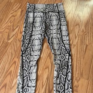Snakeskin Print Leggings